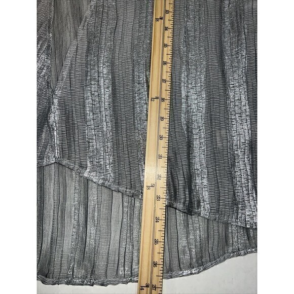 Chicos Womens Size 1 Open Front Cardigan Silver Metallic Polyester- Great Cond - Picture 7 of 8